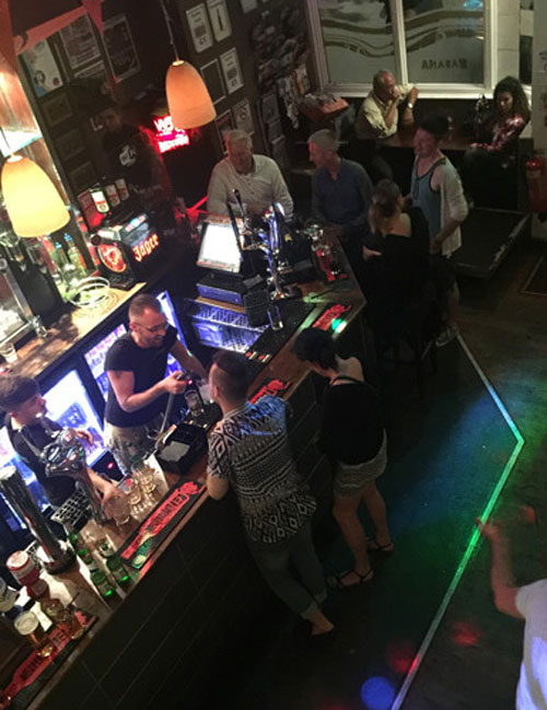 SCOTLAND: Gay Bars Edinburgh